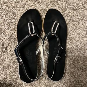 Onyx small wedge sandal with crystals